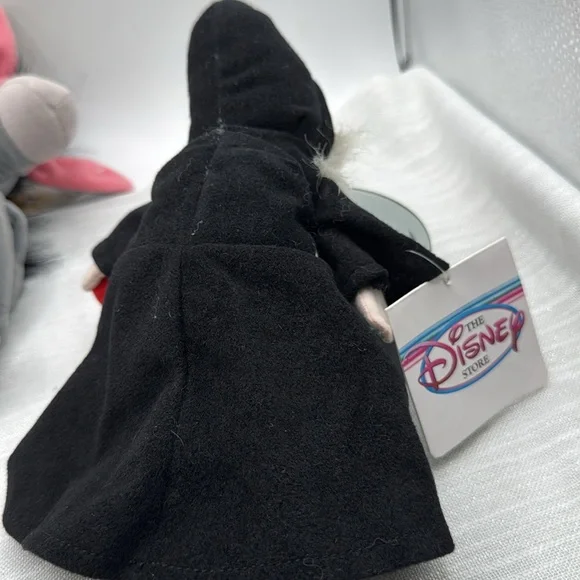 Disney WITCH mini beanbag 8”  NWT exclusively made for Disney parks & store - Picture 3 of 4